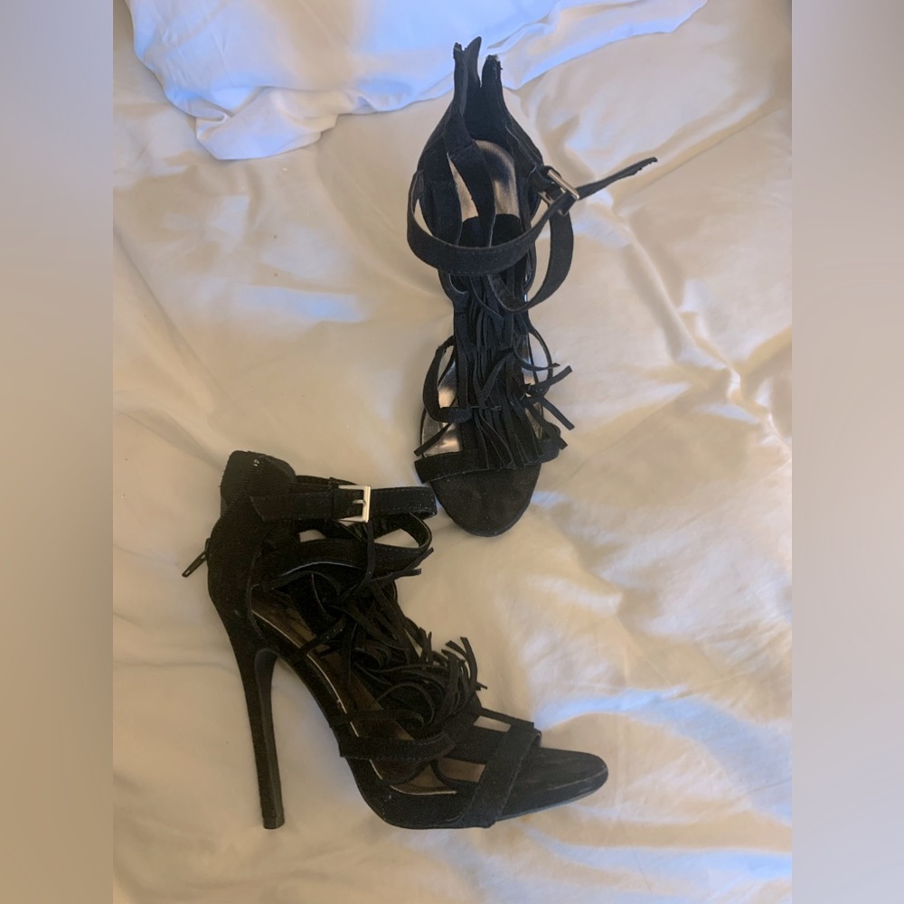 Tassel high heel